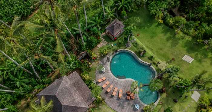 Swimming Pool Pangkung Carik Villas by Pramana