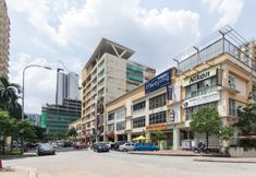 ภายนอกอาคาร 6 OYO 90429 Hotel Narasindo