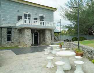 Lobi 2 OYO 90451 Bangi Moya Guesthouse