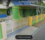 Exterior 4 EXPRESS O 90932 Maisya Homestay