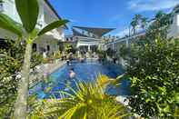 สระว่ายน้ำ THISTLE INN, PANGLAO