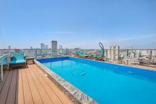 スイミングプール Prague Hotel Da Nang