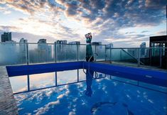 スイミングプール 7 Prague Hotel Da Nang