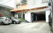 Luar Bangunan 4 Cozy Residence Cipedes Bandung