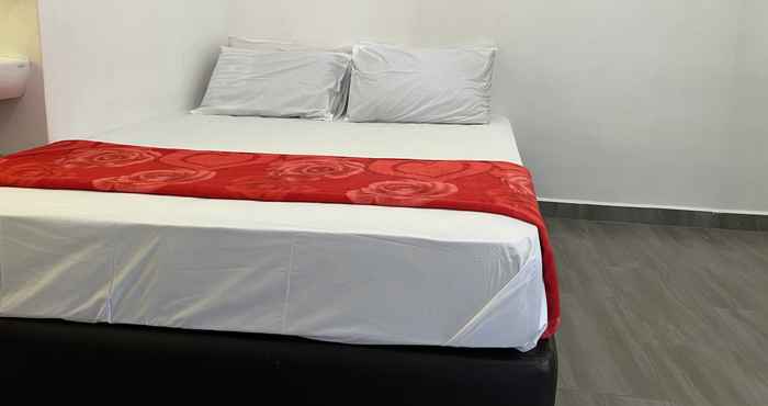 Kamar Tidur OYO 90462 Padang Besar Green Inn