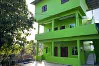 ภายนอกอาคาร OYO 90462 Padang Besar Green Inn