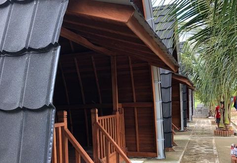 外観 Villa Algia Ciletuh