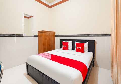 Bedroom OYO 90936 Dien Homestay Syariah