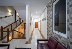 Lobby 7 Syailendra Residence