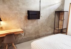 Bedroom 6 Kaskos Stay & Coffee (Syariah)