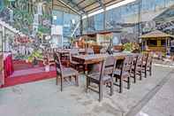 Restoran SPOT ON 90943 Mochi 88 Homestay