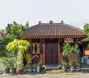 Exterior 2 OYO Homes 90948 Desa Wisata Kampung Majapahit