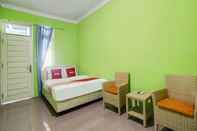 Kamar Tidur OYO 91005 Cottage Putra Mutun Beach