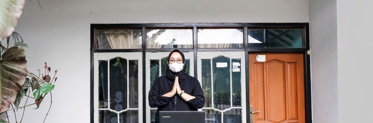 大廳 OYO Homes 91009 Eco Tourism Desa Cibodas Areng 4 Syariah