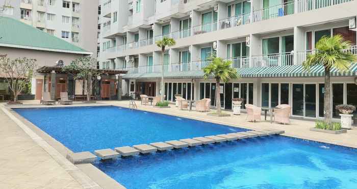 สระว่ายน้ำ High Livin Apartment Ciumbuleuit