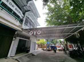 Luar Bangunan 4 OYO 90994 Ada Guest House