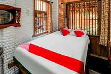 Bilik Tidur Collection O 90961 Lotu's Garden Syariah