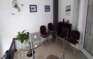 Lobby 5 OYO 90959 Homestay Banua 2