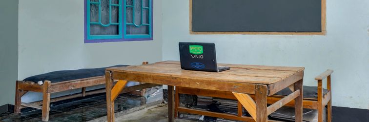 Lobby Hotel O Eco Tourism Desa Cibodas Areng 1 Syariah