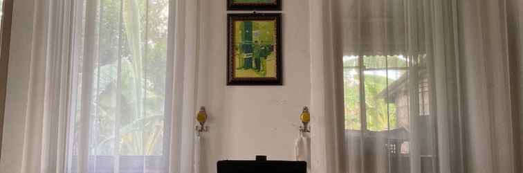 Lobby OYO 90960 Putih Salju Homestay Syariah