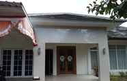 Bangunan 2 OYO 90971 Rrr Guesthouse