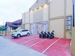 Exterior 4 OYO 90978 Khalifi Guesthouse Syariah 