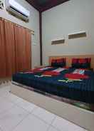 BEDROOM OYO 90976 Bagus Family Syariah