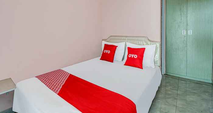 ห้องนอน OYO 91023 Salsabilla Guest House Syariah