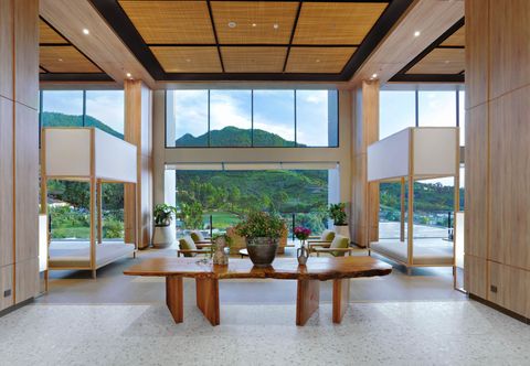 Lobby Grand Aston Puncak Hotel & Resort	