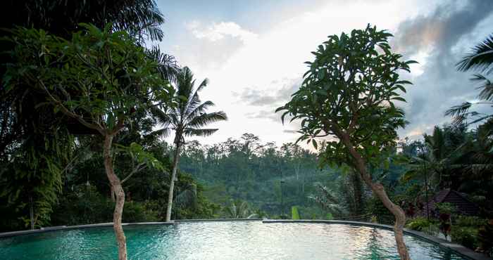 Swimming Pool Campuhan Sebatu Resort