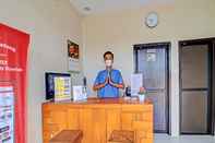 Lobby OYO 91022 STeZe Homestay Syariah