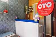 Lobby OYO 91025 Rendy Pelangi Rooms Citypark