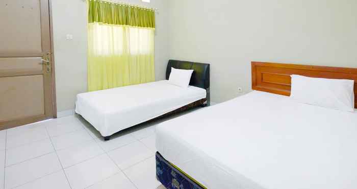 Kamar Tidur Capital O 91046 Hotel Remaja Indah Masamba