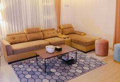 Bar, Cafe and Lounge 7 Queen Villa Type Alpha