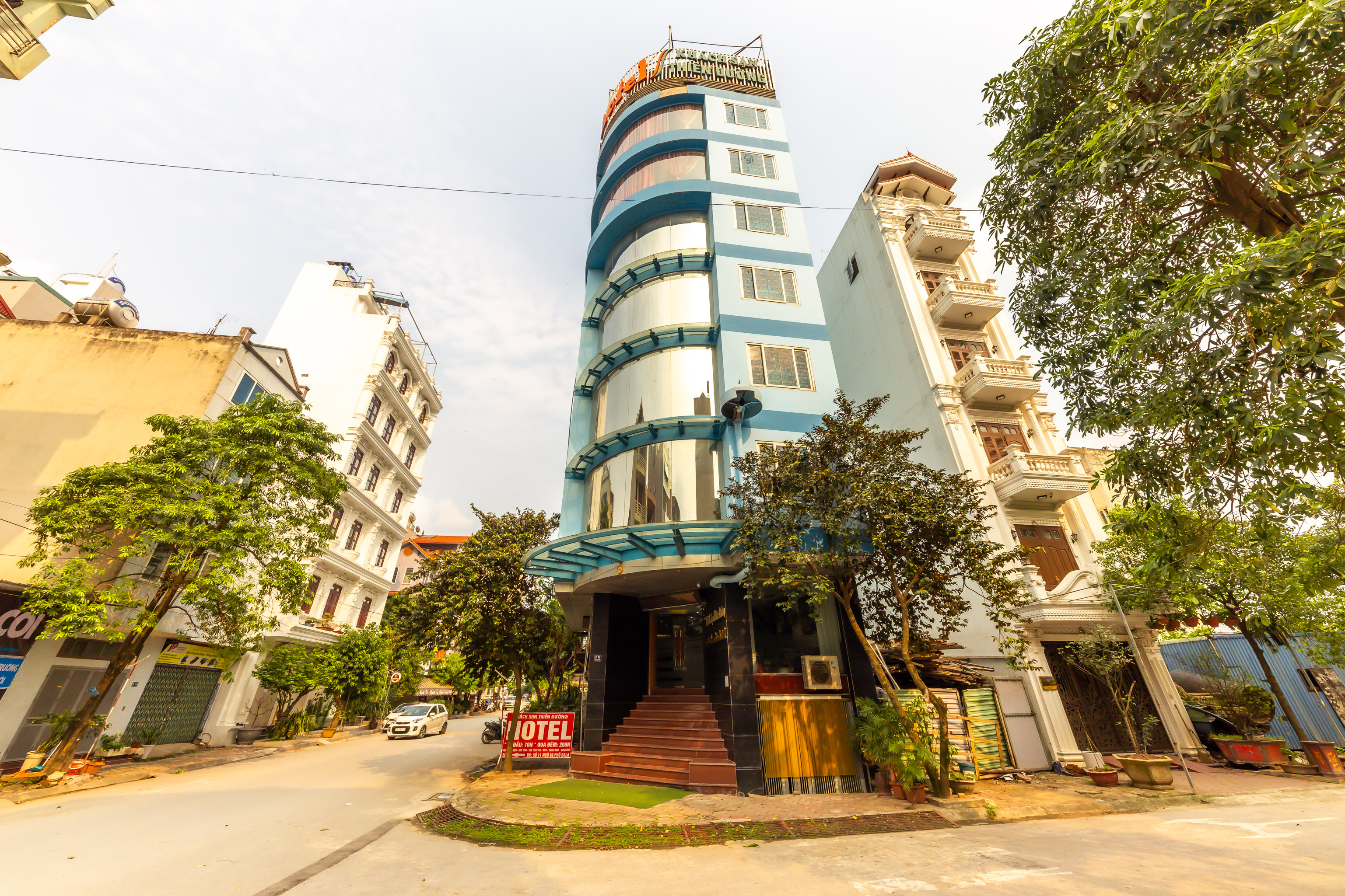 Bên ngoài 2 Thien Duong Hotel