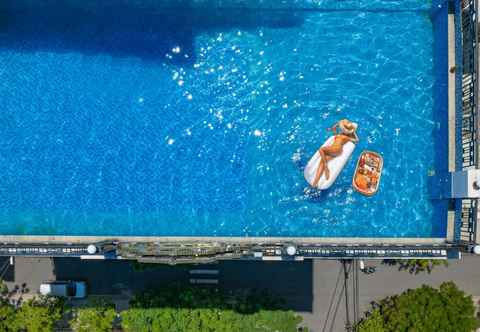 Kolam Renang Menora Grand Da Nang