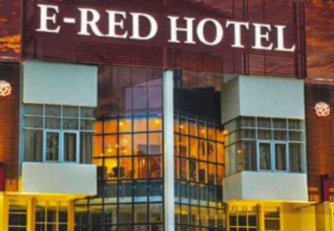 Exterior E-Red Hotel Alma