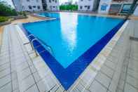 Kolam Renang OYO Home 90466 JC Sunshine Bay Resort Apartment Port Dickson