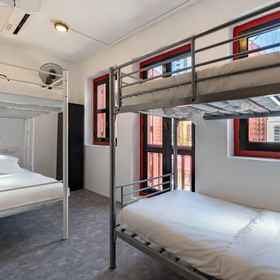 Bedroom 1 Rucksack Inn Temple Street, โรงแรม & ที่พัก Bras Basah Complex