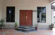 Bangunan 3 OYO Home 90448 Nurbayu Guest House