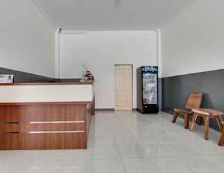 Lobby 2 OYO 91031 Astu Homestay