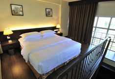 Kamar Tidur 6 ERNES Hotel
