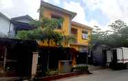 ภายนอกอาคาร 4 OYO 91051 Penginapan Pondok Ratu 354