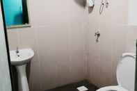 Toilet Kamar Bangi Business Hotel