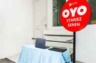 Sảnh chờ Super OYO 91074 Stariez Senen Syariah