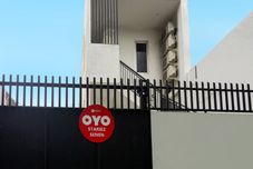 Exterior Super OYO 91074 Stariez Senen Syariah