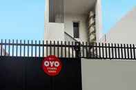 Exterior Super OYO 91074 Stariez Senen Syariah