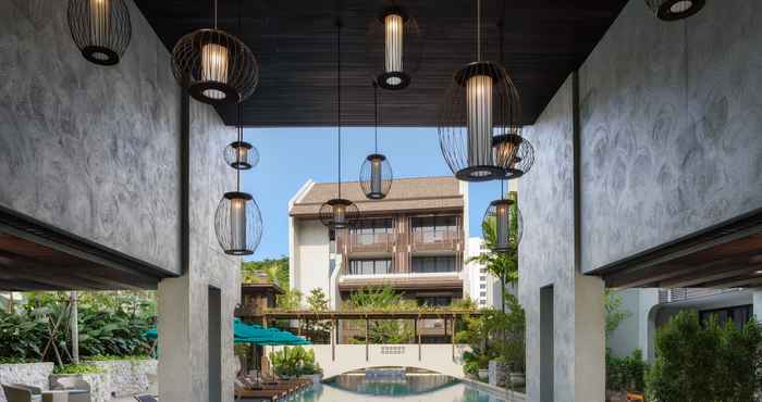 Swimming Pool Maladee Rendezvous Hotel Chiang Mai