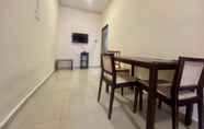 Lobi 7 OYO Home 90382 Chaah Homestay 2