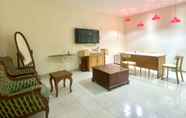 Lobi 3 OYO Home 90381 Chaah Homestay 3